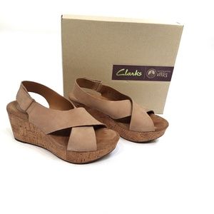 NIB Clarks Caslynn Shae Wedge Sandal